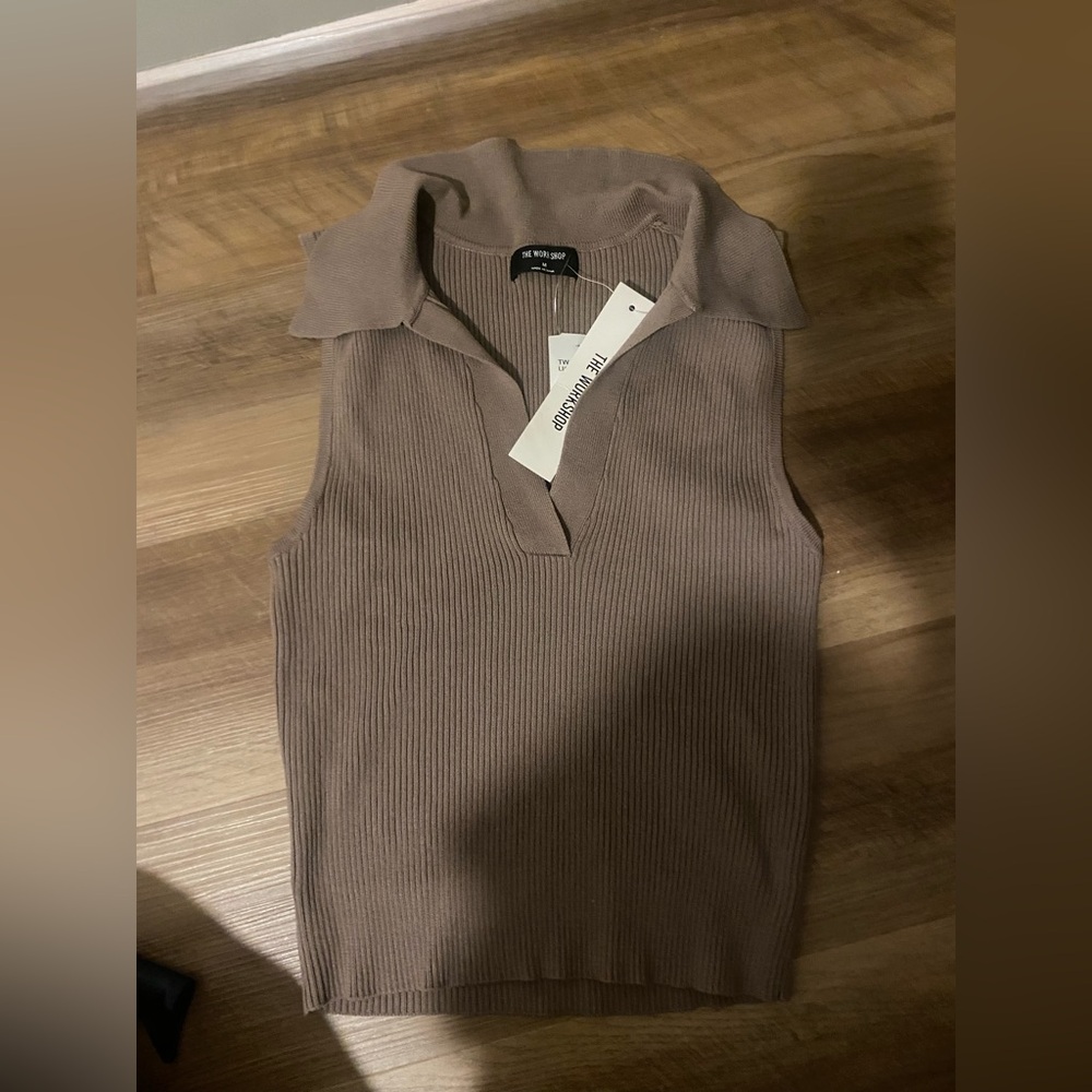 NWOT Mocha Sleeveless Top
